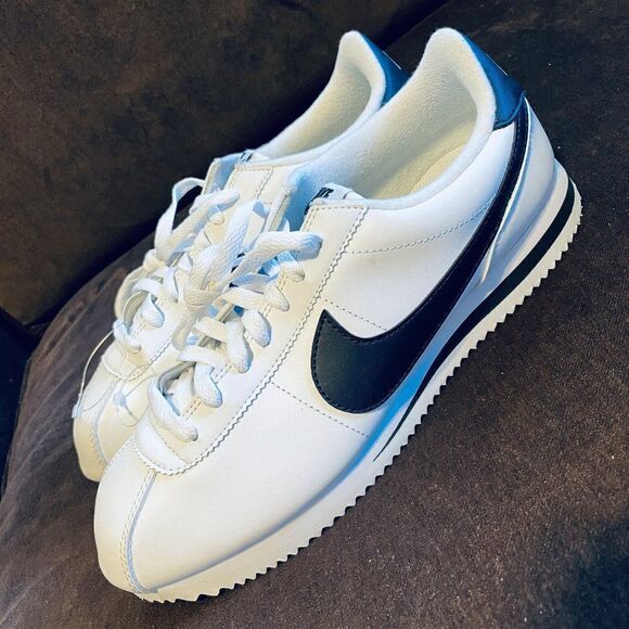Nike Basic Cortez Men’s Size 8 White And Black 819719-100 Mint Condition - Picture 3 of 9
